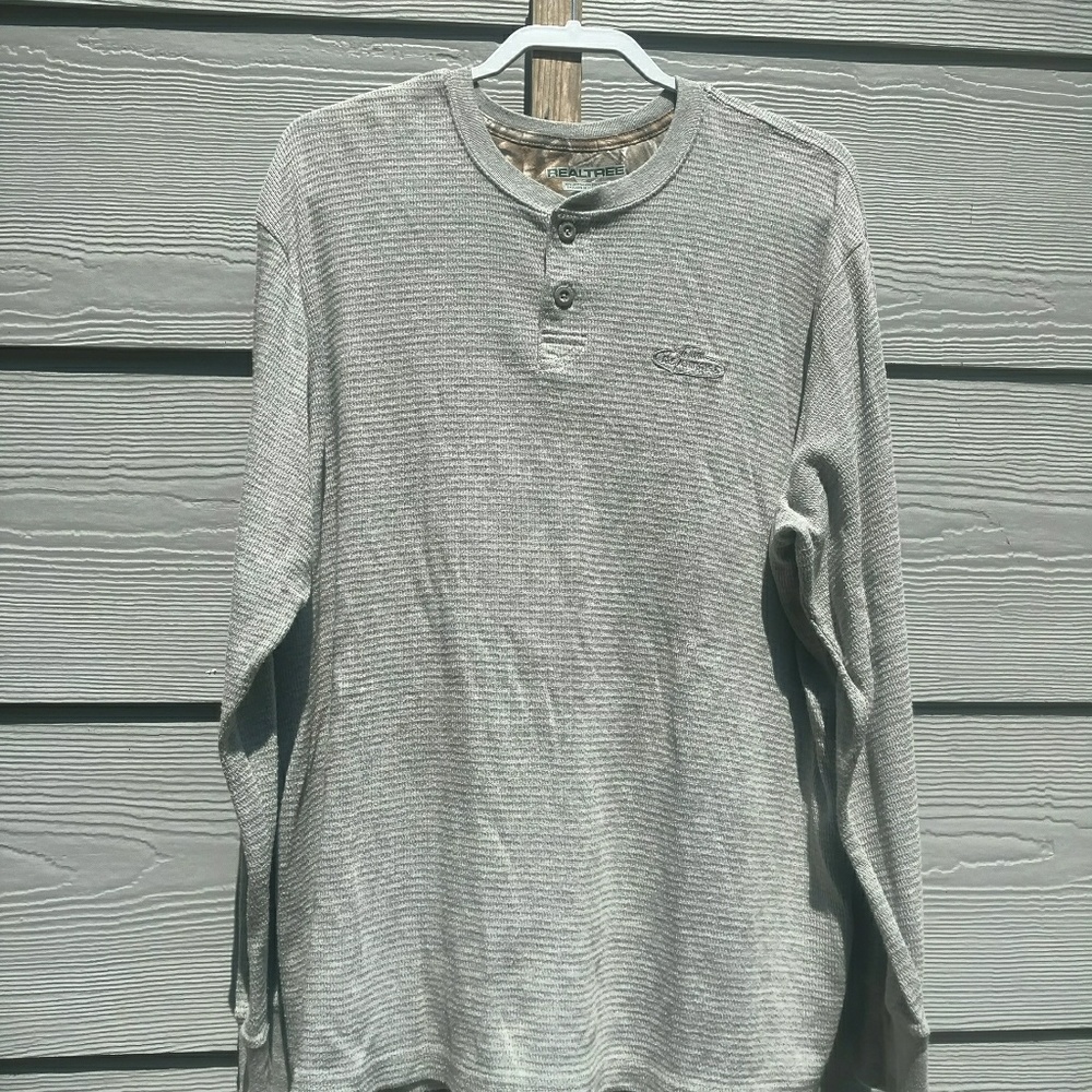 Realtree Men's Grey long sleeve tee, size XL